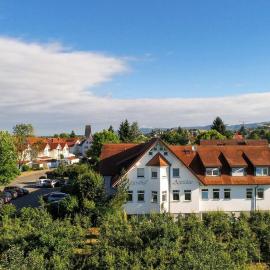 Apfelblüte bed & breakfast 8 km vom Bodensee，位于塞勒姆的酒店
