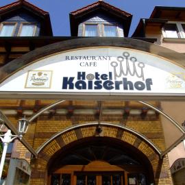 Komforthotel Kaiserhof，位于克尔布拉的酒店