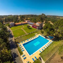 Odeceixe Bungalow-Parque de Campismo Sao Miguel，位于奥德赛克斯的酒店