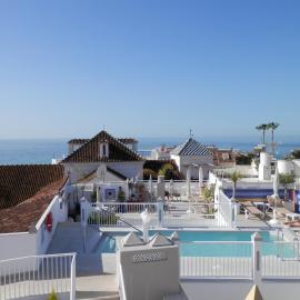Hotel Puerta del Mar - Adults Recommended，位于内尔哈的酒店