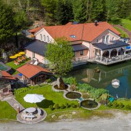 Wellness Resort Romantika，位于豪岑贝格的酒店