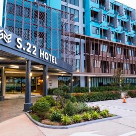S.22 Hotel Suratthani,位于素叻的酒店