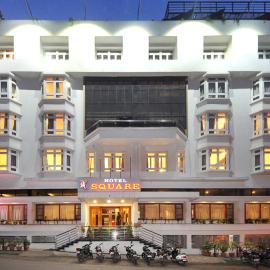 Hotel K Square，位于戈尔哈布尔的酒店