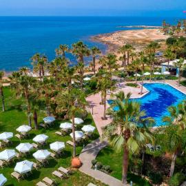 Aquamare Beach Hotel & Spa，位于帕福斯的酒店