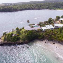 Cabier Ocean Lodge，位于Crochu的酒店