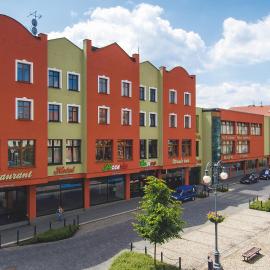 Wellness Hotel Lužan，位于伦布尔克的酒店