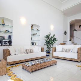 Starhost - VILLA DEI LIMONI, seaview terrace and descent to the sea，位于埃尔基耶的酒店