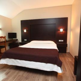Hotel Anabel Baza，位于巴萨的酒店