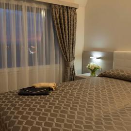 Expo Hotel Milan,位于帕拉比亚戈的酒店