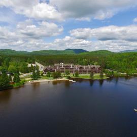 Le Grand Lodge Mont Tremblant，位于蒙特朗布朗的酒店