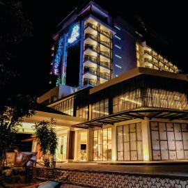 ILLIRA Hotel Banyuwangi,位于外南梦的酒店