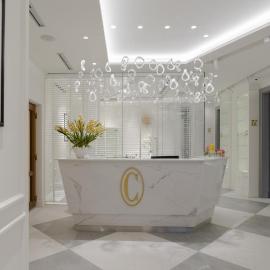 Boutique Hotel Corso，位于卡罗维发利的酒店
