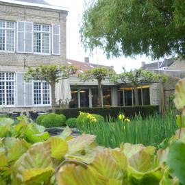 Amaryllis Hotel Veurne，位于弗尔内的酒店