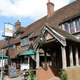 Chequers Inn Hotel,位于福里斯特罗的酒店