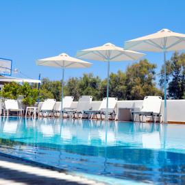 Memories Beach Hotel，位于莫诺利索斯的酒店