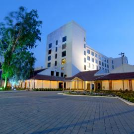 Chanakya BNR Hotel，位于兰奇的酒店