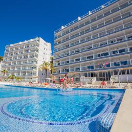 Pierre & Vacances Mallorca Deya - Adults recommended，位于圣蓬萨的酒店