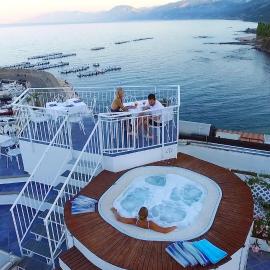 BUE MARINO Hotel & Rooftop Bar