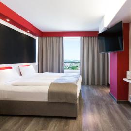 DORMERO Hotel Stuttgart，位于斯图加特的酒店