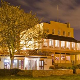 Royal Hotel, Bar & Grill，位于珀弗利特的酒店