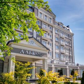 Hotel Alkor，位于特鲁斯卡韦茨的酒店