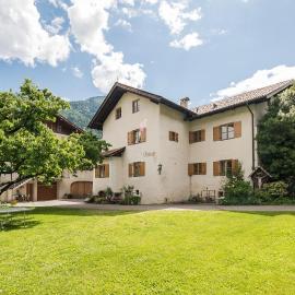 Grieserhof Algund，位于拉古多的酒店