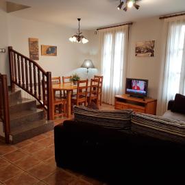 Apartaments Cal Noi，位于坎普罗东的酒店