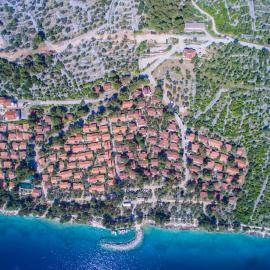 STARA GAVZA - bungalows , apartments，位于茨雷斯的酒店