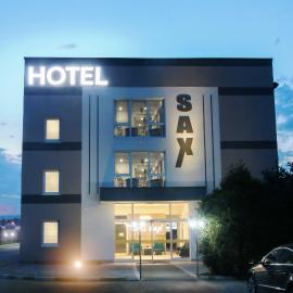 Hotel SAX Gračanica，位于Gračanica的酒店