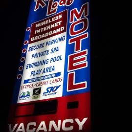 Redwood Lodge Motel，位于莱文的酒店