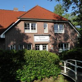 Pension Am Wiesengrund，位于Detern的酒店