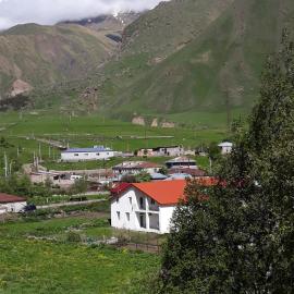 Chalet Pkhelshe in kazbegi,位于卡兹贝吉的酒店