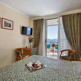 Tolon Holidays Hotel,位于托隆的酒店