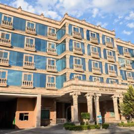 Hotel San Francisco Leon，位于莱昂的酒店