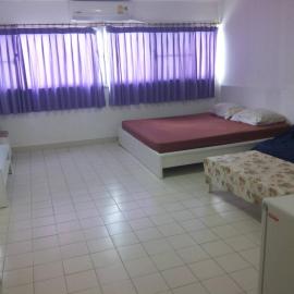 IMPACT Challenger Apartment Hostel Bangkok Thailand，位于北革的酒店
