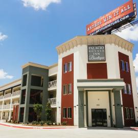 Palacio Royale Inn Boutique Katy，位于凯蒂的酒店