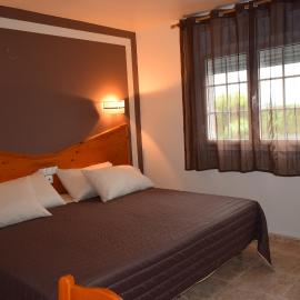 Hotel Restaurante Las Camelias，位于Jarrio的酒店