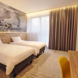 Active Hotel，位于弗罗茨瓦夫的酒店