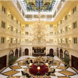 Grand Hotel Vanvitelli，位于卡塞塔的酒店