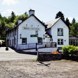 Bridge of Cally Hotel，位于布莱尔高里的酒店