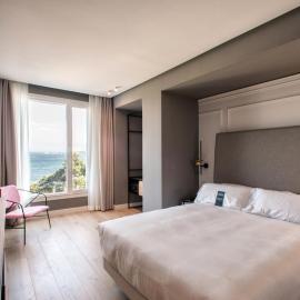 Hotel Riazor,位于拉科鲁尼亚的酒店