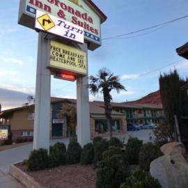 Coronada Inn & Suites，位于圣乔治的酒店