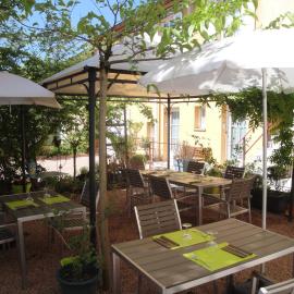 Hôtel restaurant Le Marronnier，位于Tramayes的酒店