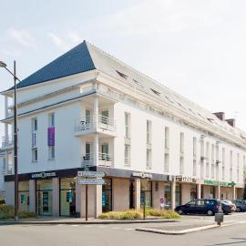 Brit Hotel Confort Lannion Centre Gare，位于拉尼翁的酒店