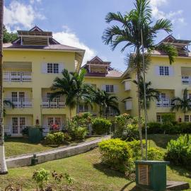 Hillview At Mystic Ridge，位于欧丘里欧的酒店
