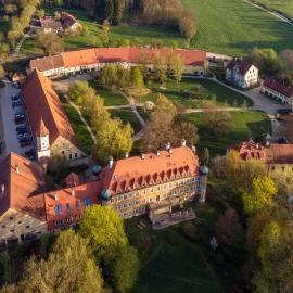 Hotel Schloss Blumenthal，位于艾夏的酒店