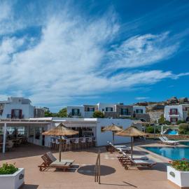 Naxos Palace Hotel,位于斯泰里达的酒店