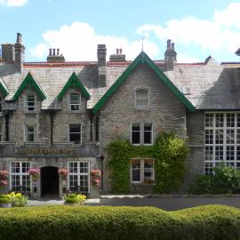 Cumbria Grand Hotel，位于格兰奇奥沃桑茨的酒店