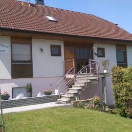 Apartment Weber，位于Offenheim的酒店
