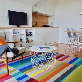 Apartments Milic，位于卡鲁德杰尔斯科巴尔的酒店